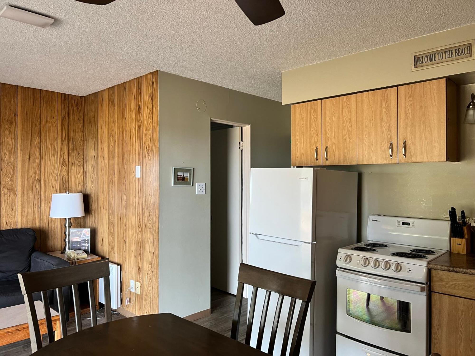 Sea Edge Motel Parksville Habitación foto